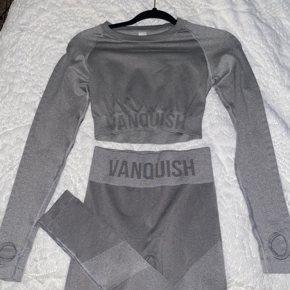 Vanquish Long sleeve set